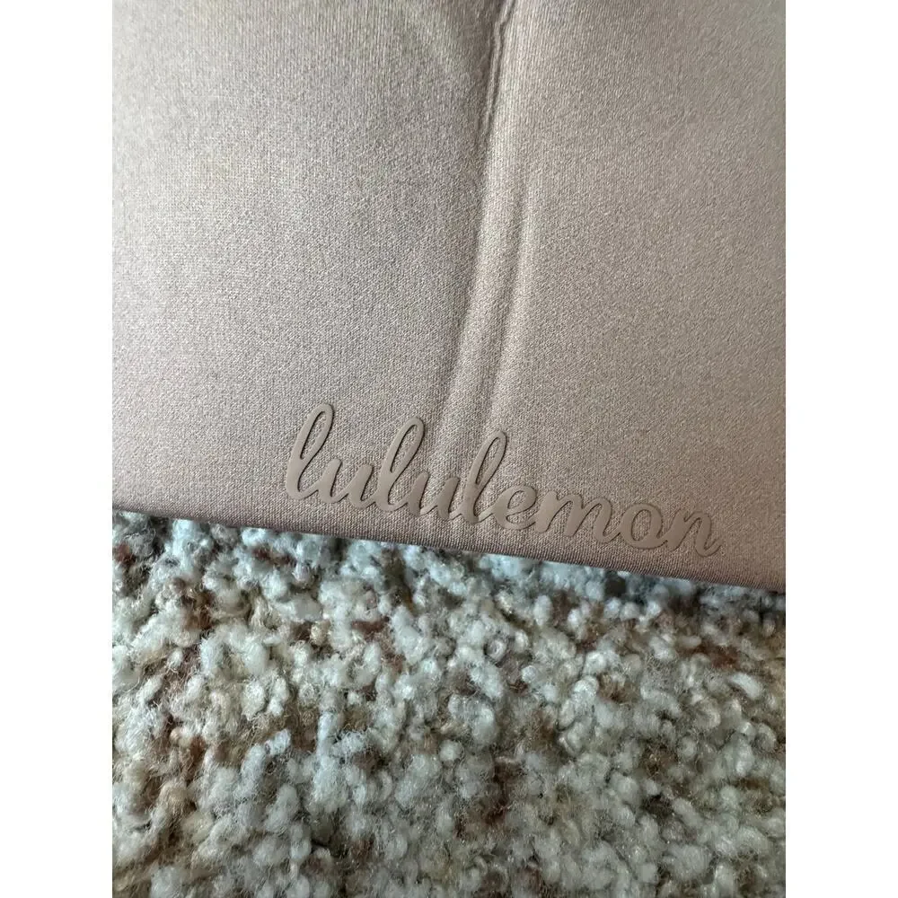 Lululemon Hold True Bra size 32 DD, Beige/Tan